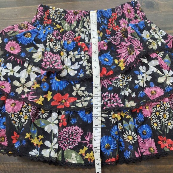 Spring & Mercer Black Multi Floral Tiered Mini Skirt Smocked Waist Sz S Fairy - Picture 7 of 9